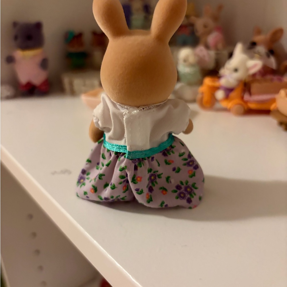 Calico Critters - Floral Dress Bunny Figurine - Large - NWOT - Picture 2 of 2